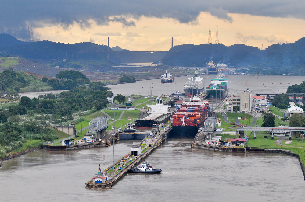 SHIPS IN THE PANAMA CANAL